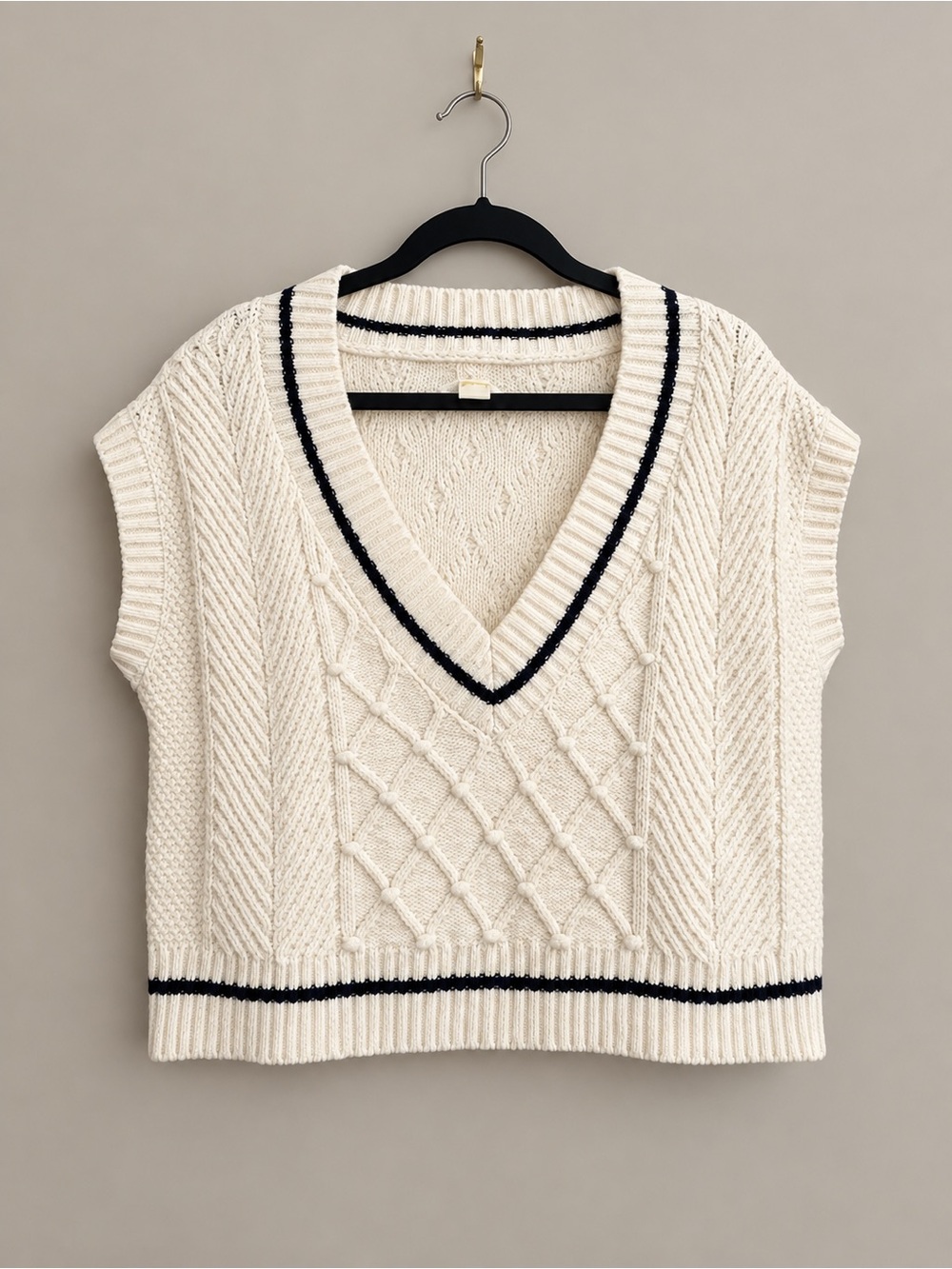 Maeve by Anthropologie Cable Knit Sweater Vest – Size M- reserved - Picture 2 of 8